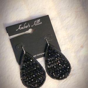 Earrings Black Beaded